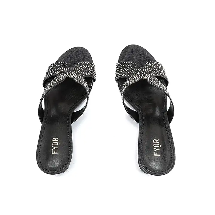 Embellished Round Toe Mule BB 53