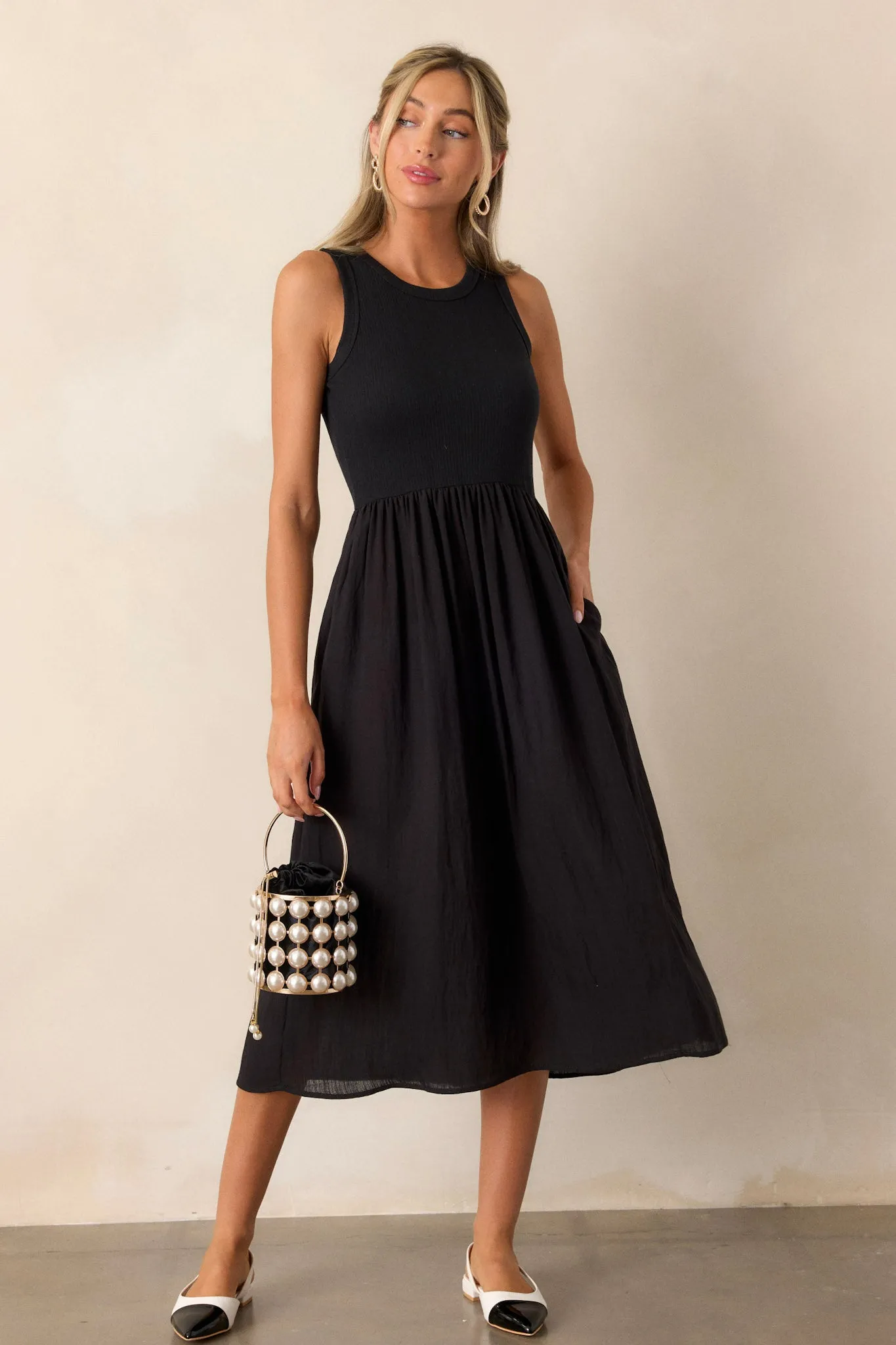 Find The Answer Black Ribbed Midi Dress