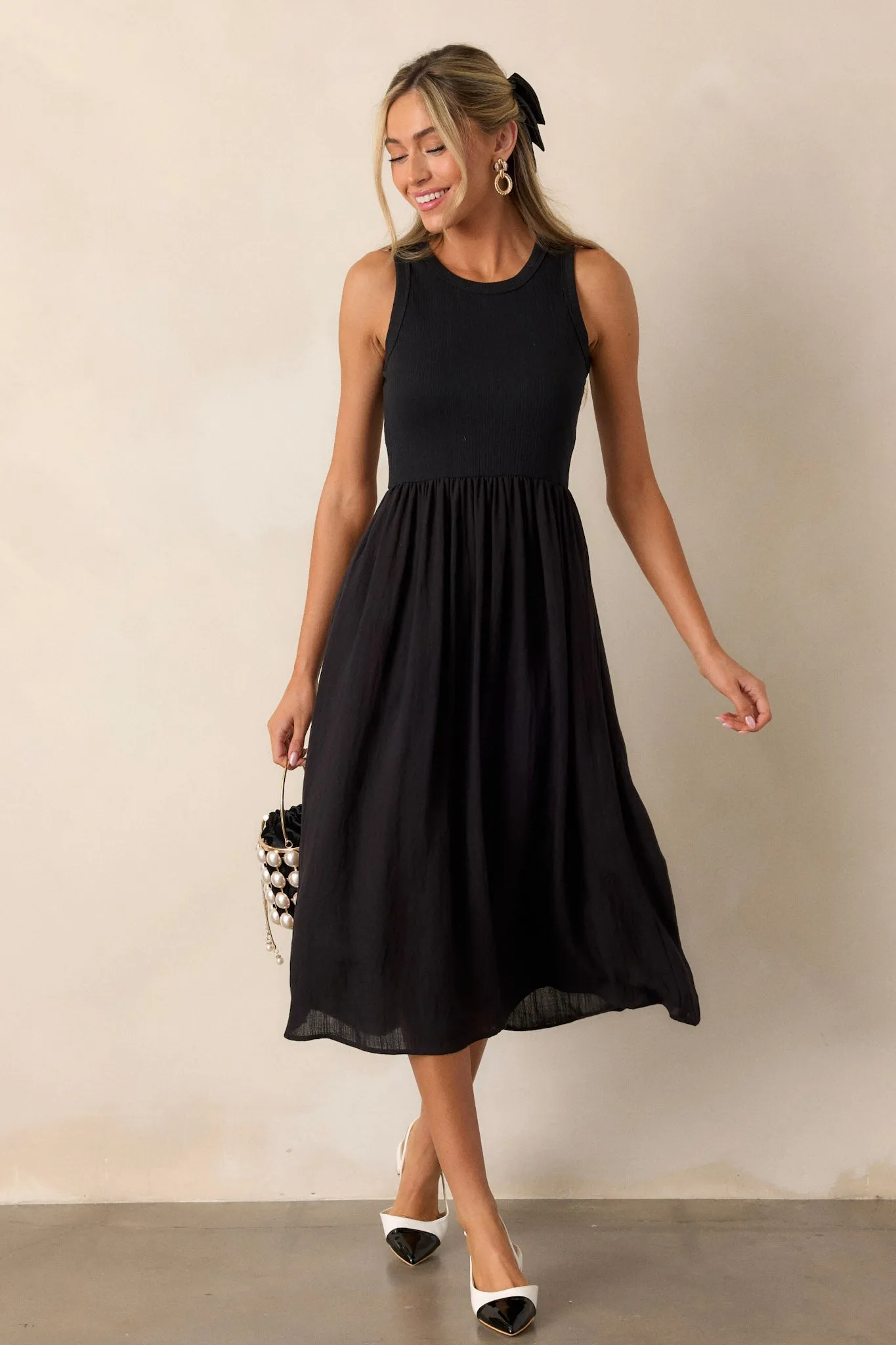 Find The Answer Black Ribbed Midi Dress