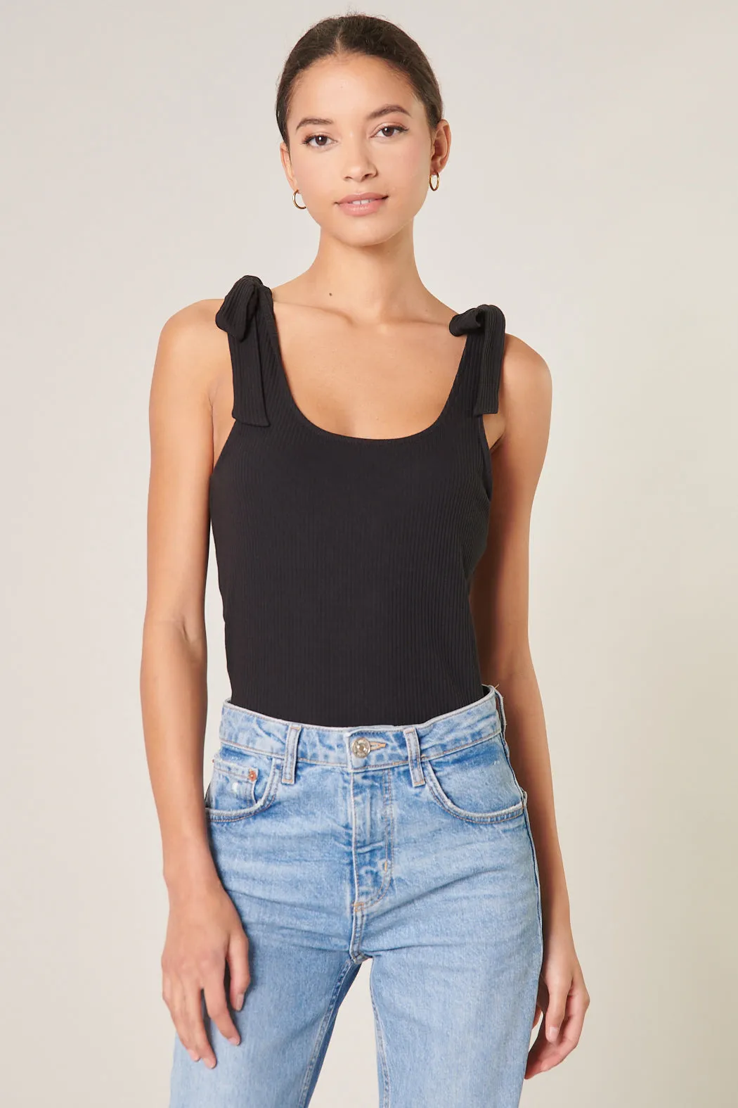 Ripley Ribbed Scoop Neck Cropped Tank Top