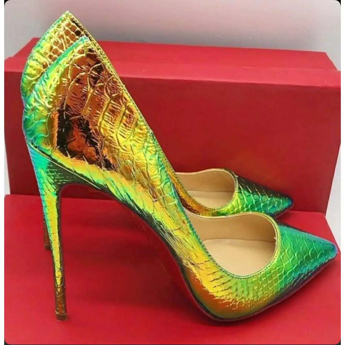 Snake Pattern High Heel Shoes