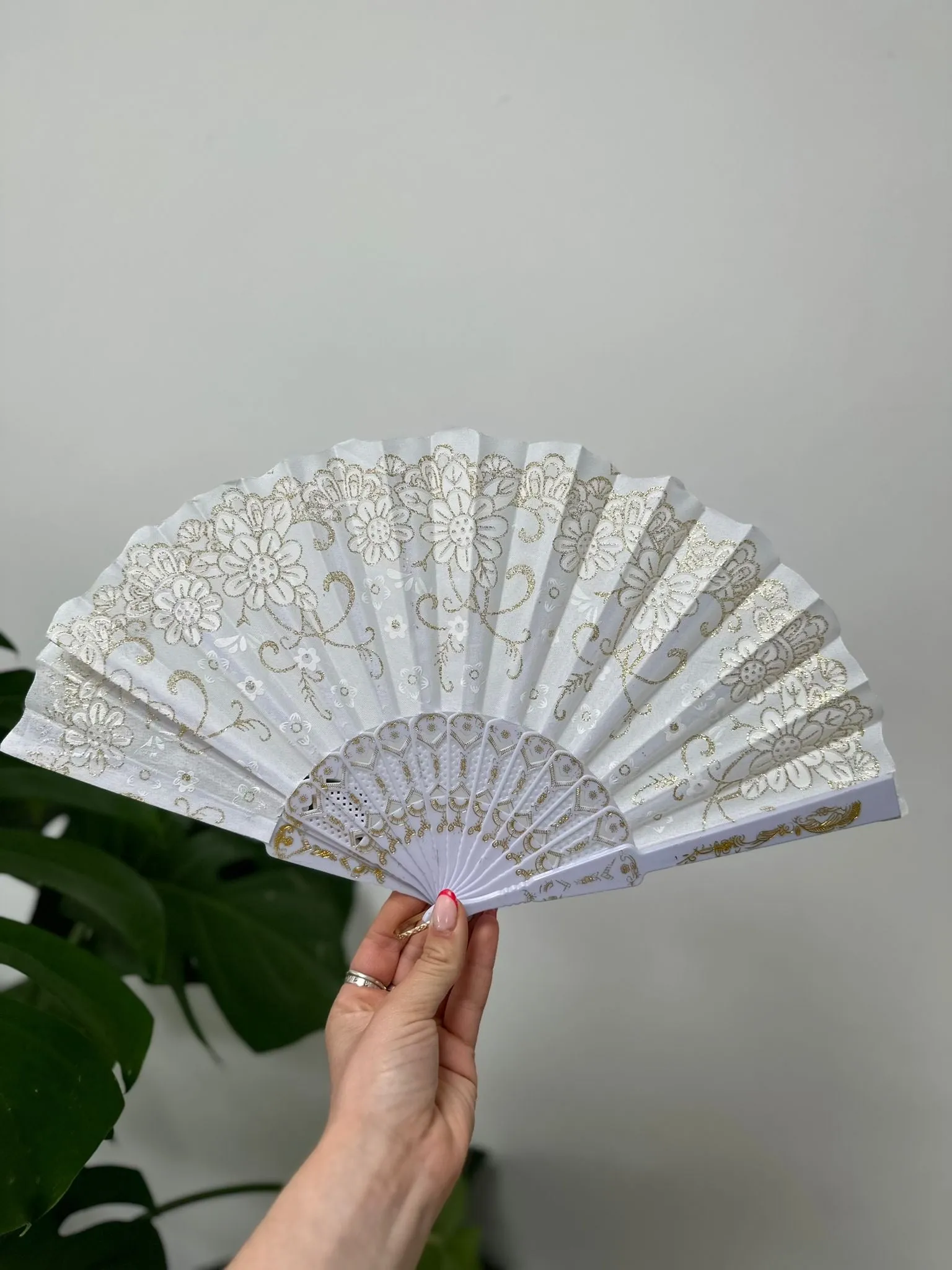 White Floral Glitter Fan