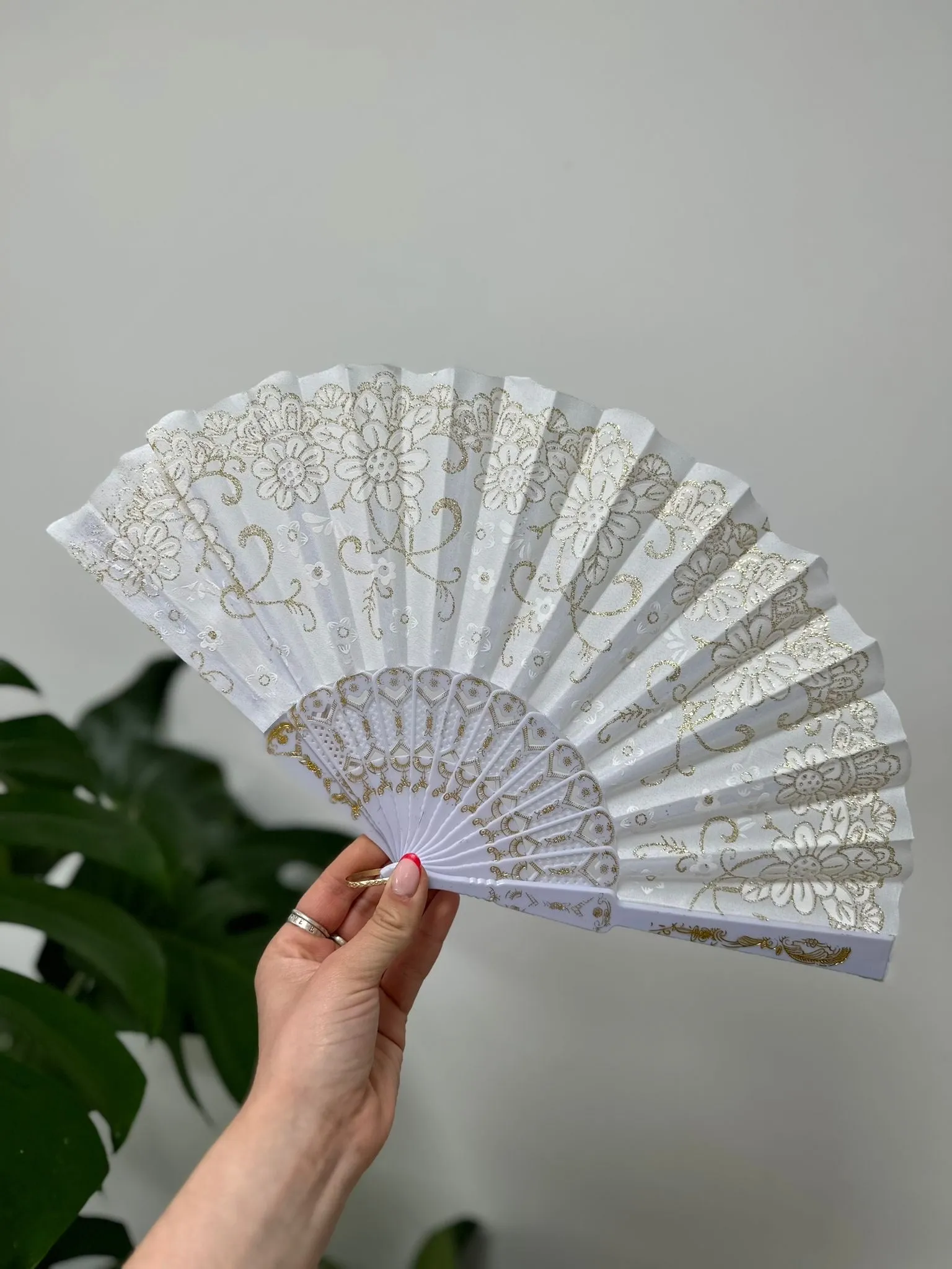 White Floral Glitter Fan